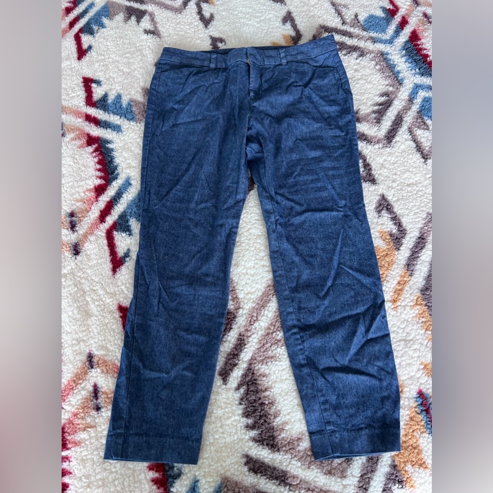 Old Navy Pixie cut (cropped)dress pants
